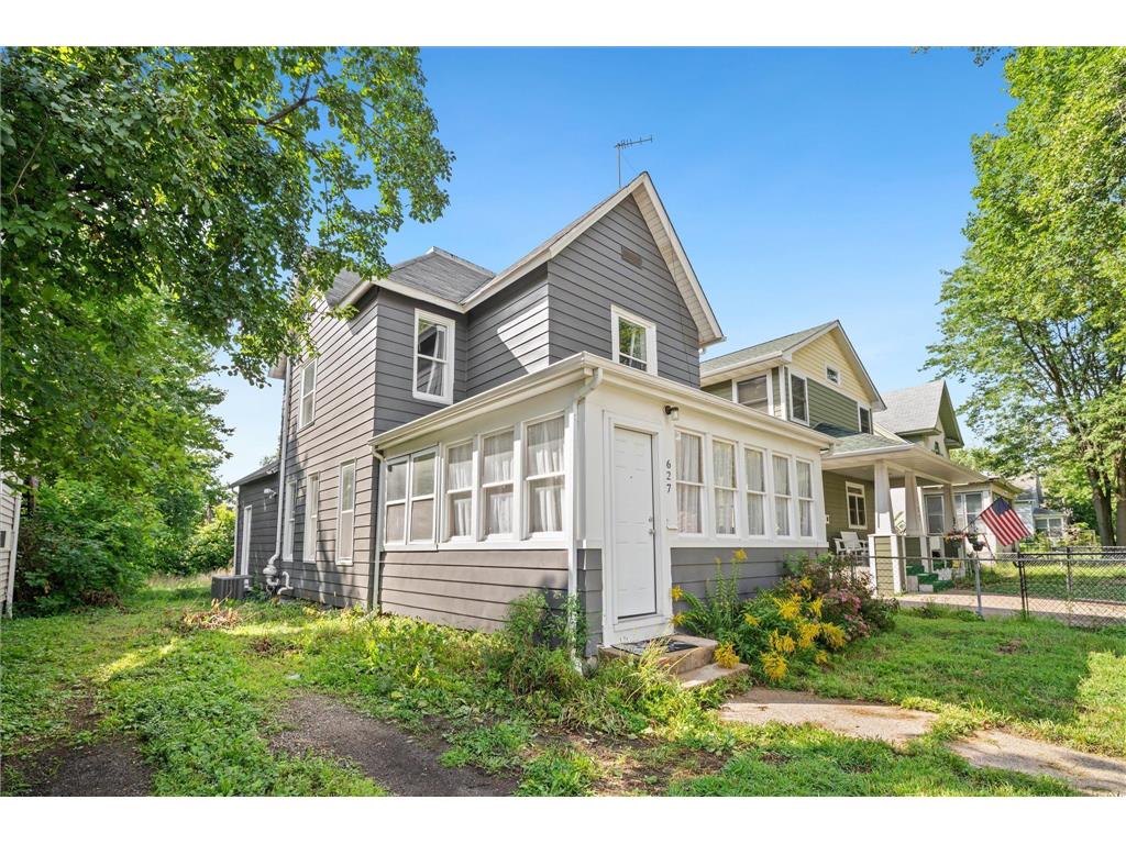 627 Russell Avenue N Minneapolis MN 55411 6577241 image1