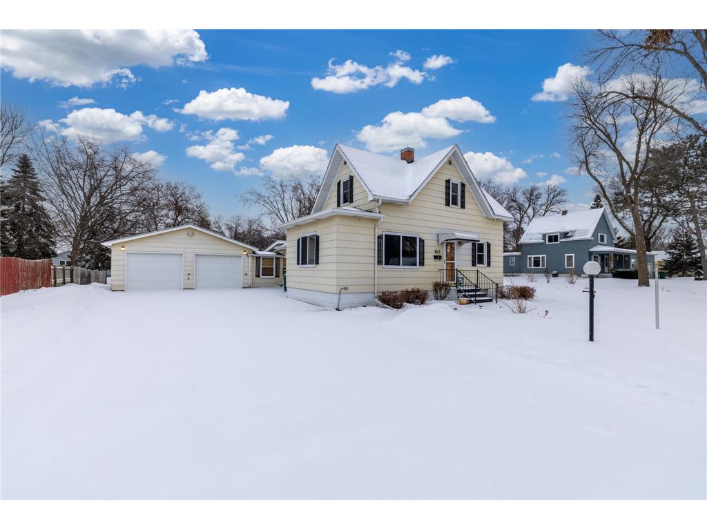 627 S Litchfield Avenue Litchfield MN 55355 7003300 image11