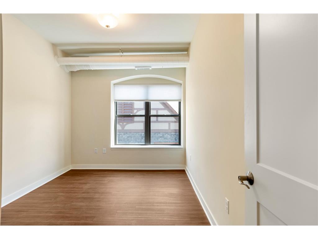 628 E Franklin Avenue #301 Minneapolis MN 55404 7024570 image22