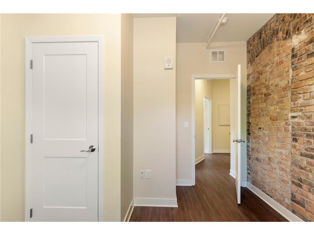 628 E Franklin Avenue #301 Minneapolis MN 55404 7024570 image34