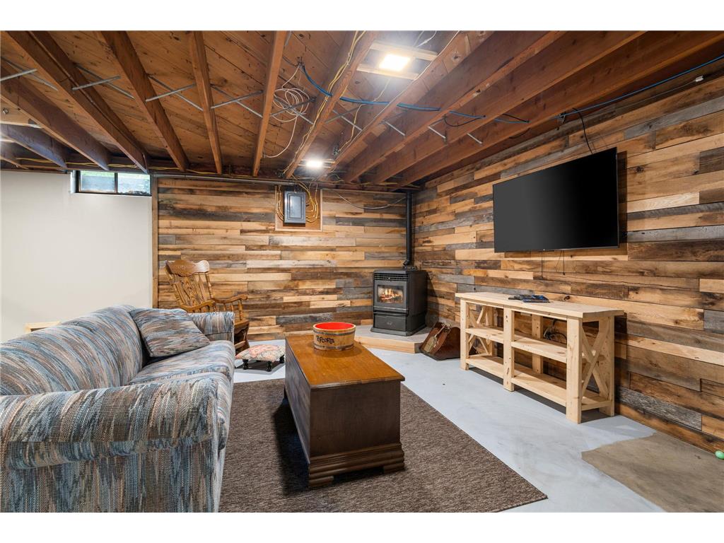 628 E Wisconsin Avenue Barron WI 54812 7093117 image17