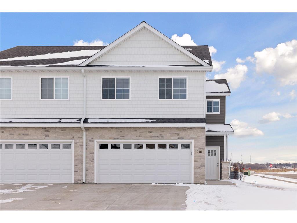 628 Franklin Street Roberts WI 54023 6823861 image1