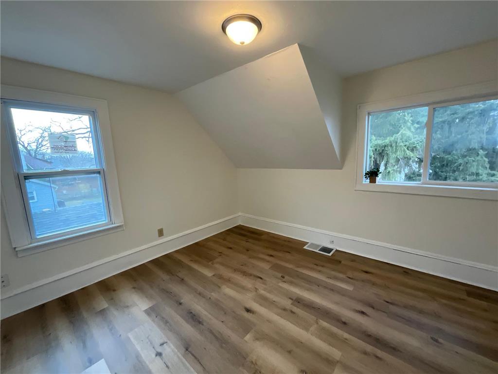 628 Front Street Kenyon MN 55946 7048827 image8