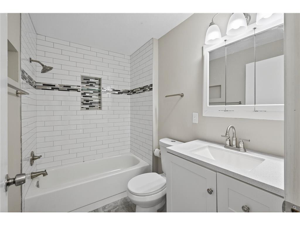 628 Iowa Avenue E Saint Paul MN 55130 7003190 image9