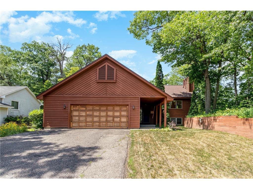 6280 Duck Lake Road, Eden Prairie, MN, 55346 MLS 6213901 Edina Realty