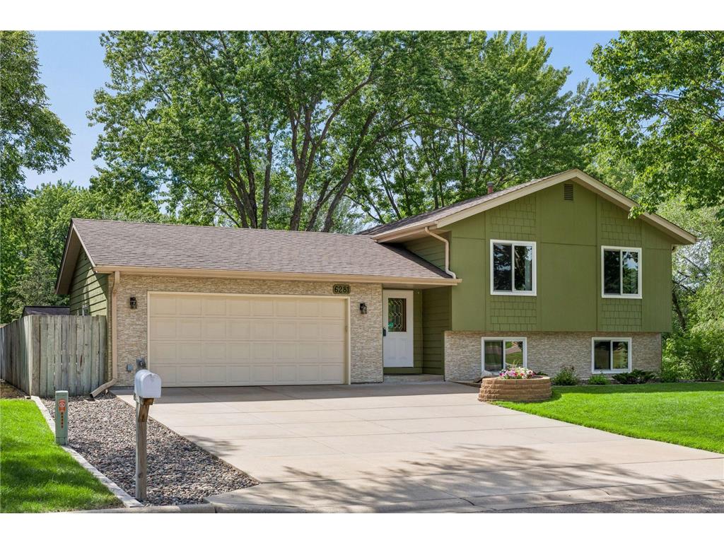 6281 Cavell Avenue N Brooklyn Park MN 55428 7092205 image1
