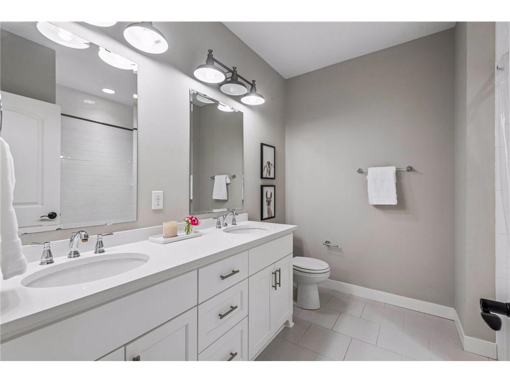 6284 Montee Drive Eden Prairie MN 55344 7037363 image45