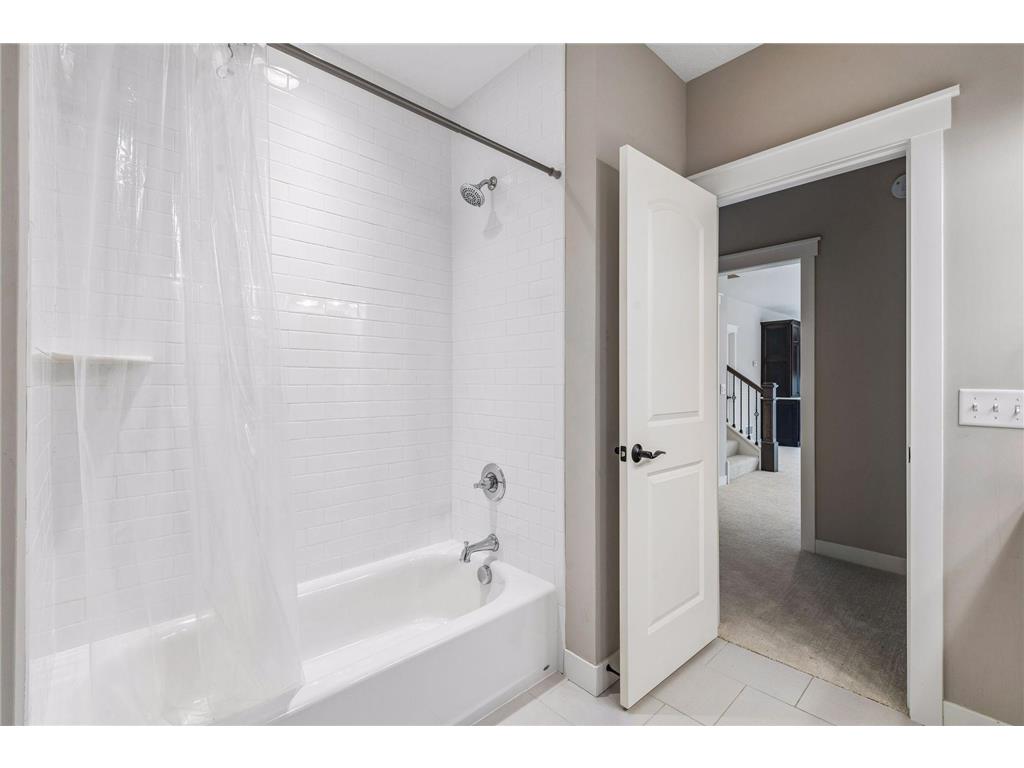 6284 Montee Drive Eden Prairie MN 55344 7037363 image46