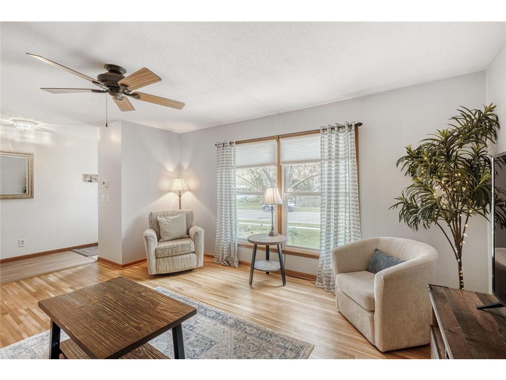 6285 137th Street W Apple Valley MN 55124 7071620 image3