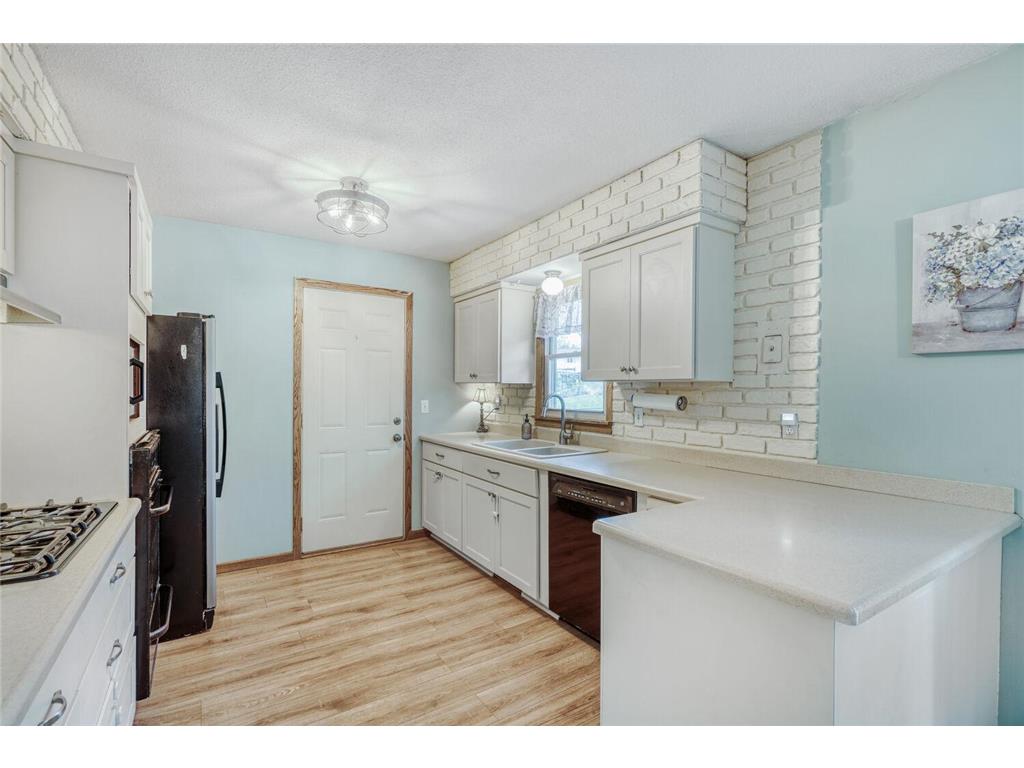 6285 137th Street W Apple Valley MN 55124 7071620 image5