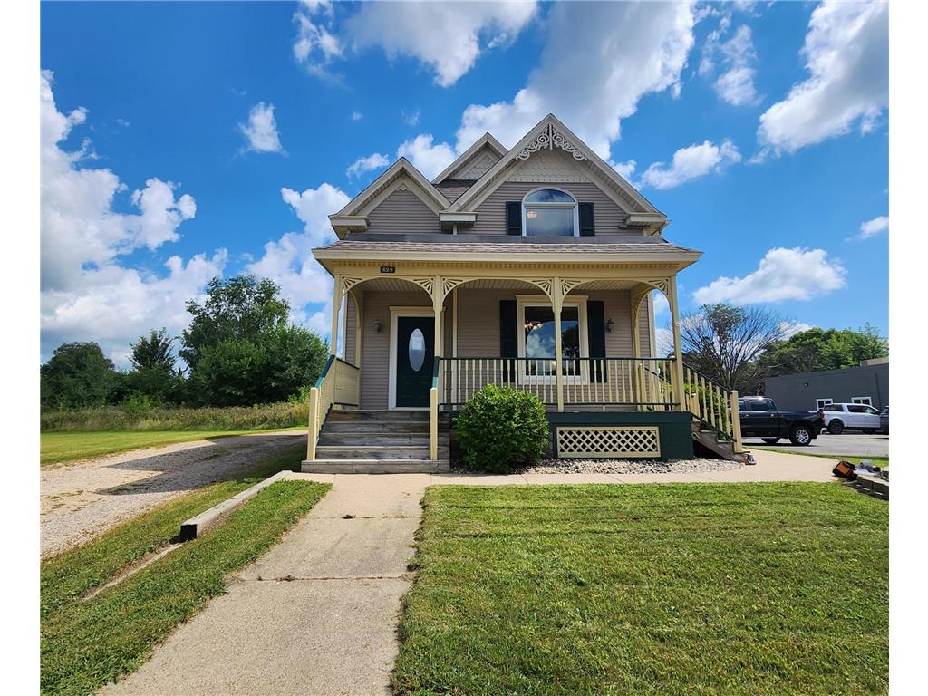 629 1st Street S Willmar MN 56201 6776510 image1