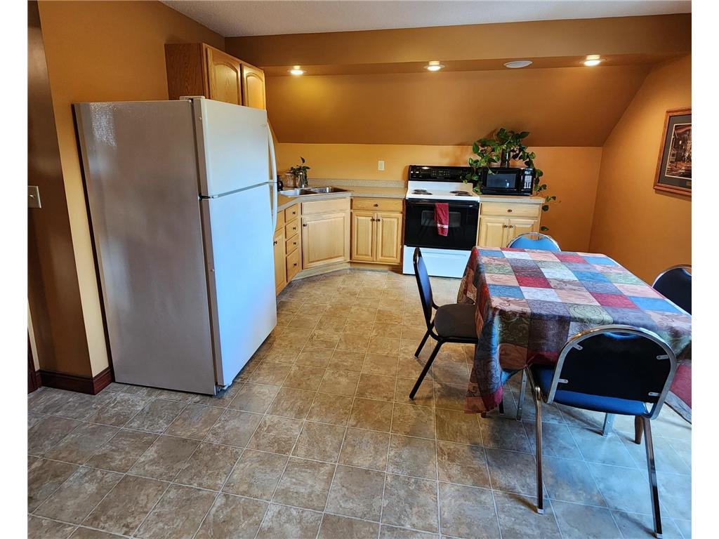 629 1st Street S Willmar MN 56201 7029591 image15