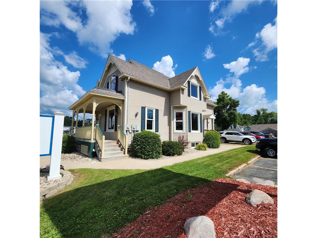 629 1st Street S Willmar MN 56201 7029591 image16
