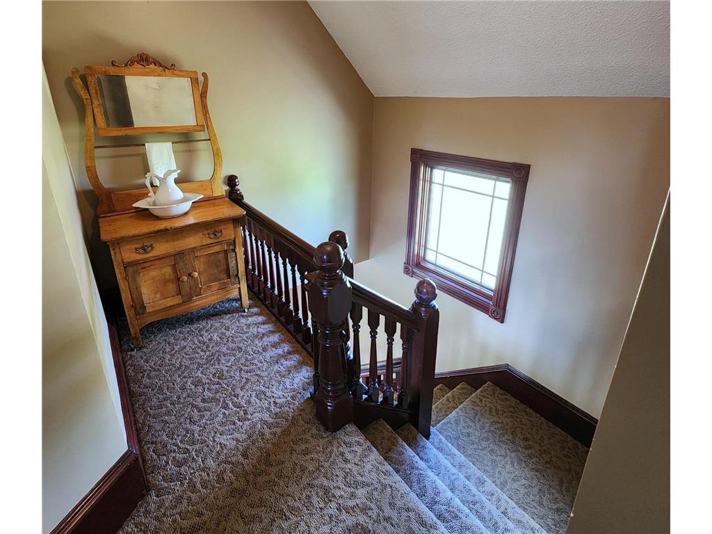629 1st Street S Willmar MN 56201 7029591 image9