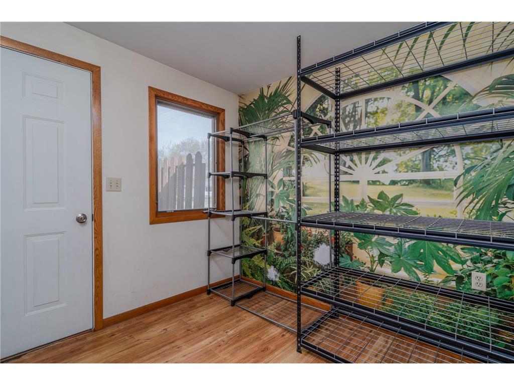 629 Barrette Street Crookston MN 56716 7078377 image14