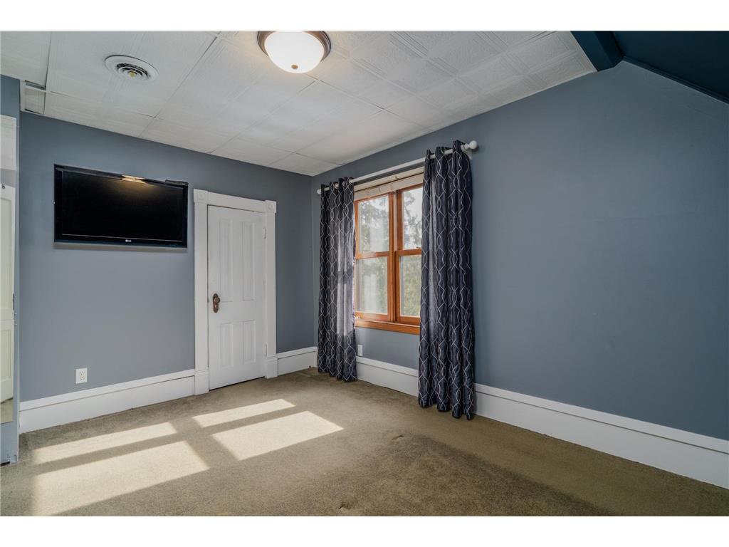629 Barrette Street Crookston MN 56716 7078377 image23
