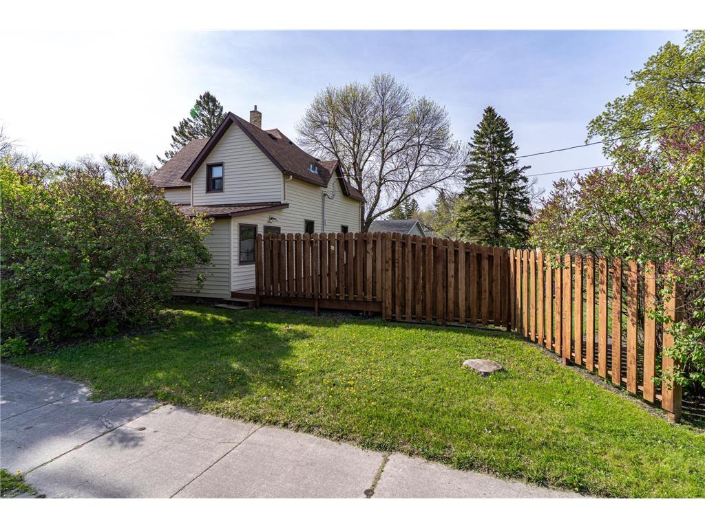 629 Barrette Street Crookston MN 56716 7078377 image28