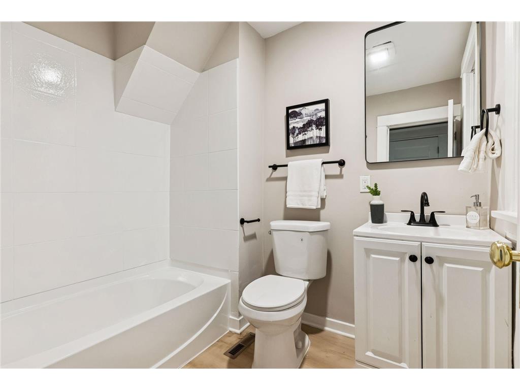 629 Farrington Street Saint Paul MN 55103 6822553 image15