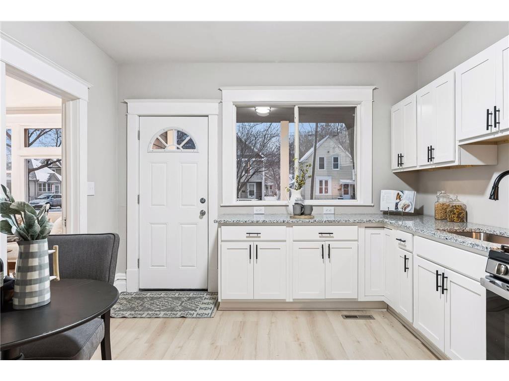 629 Farrington Street Saint Paul MN 55103 6822553 image2