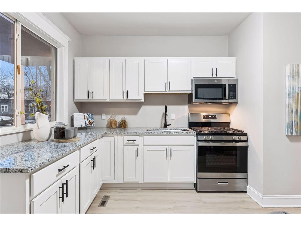 629 Farrington Street Saint Paul MN 55103 6822553 image4