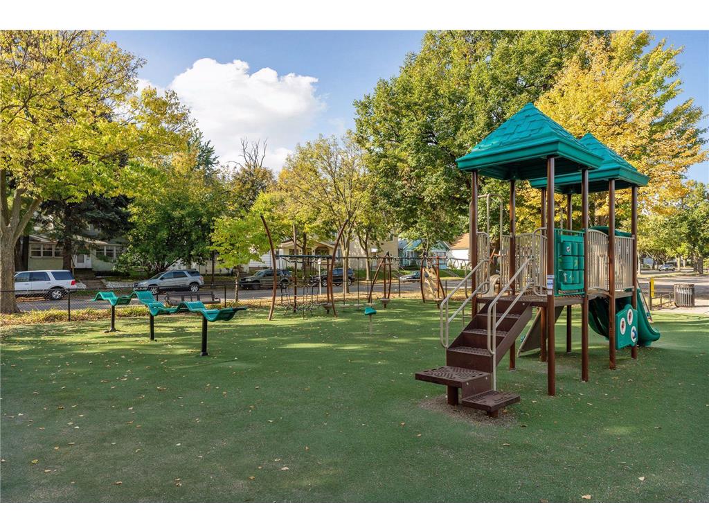 629 Farrington Street Saint Paul MN 55103 6822553 image50