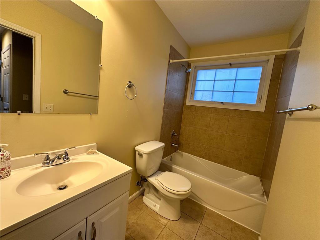 629 Oak Street SE Minneapolis MN 55414 7023096 image7