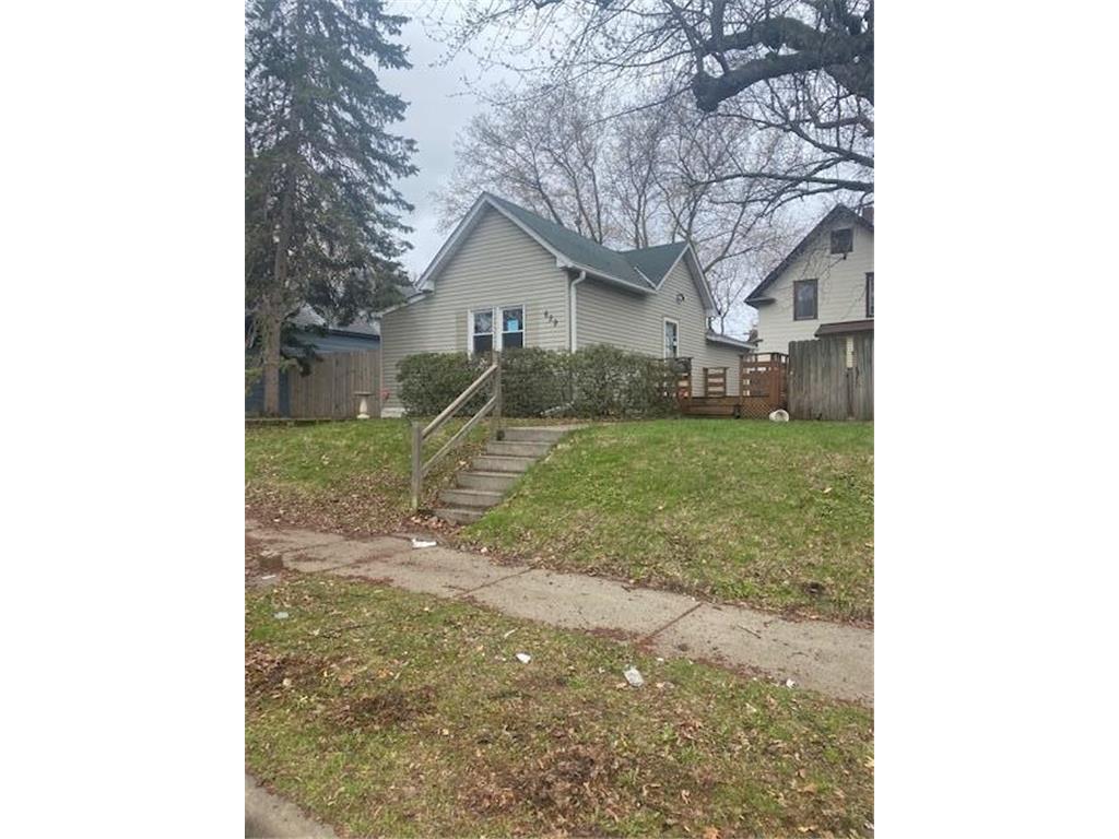 629 Orleans Street Saint Paul MN 55107 6372170 image1