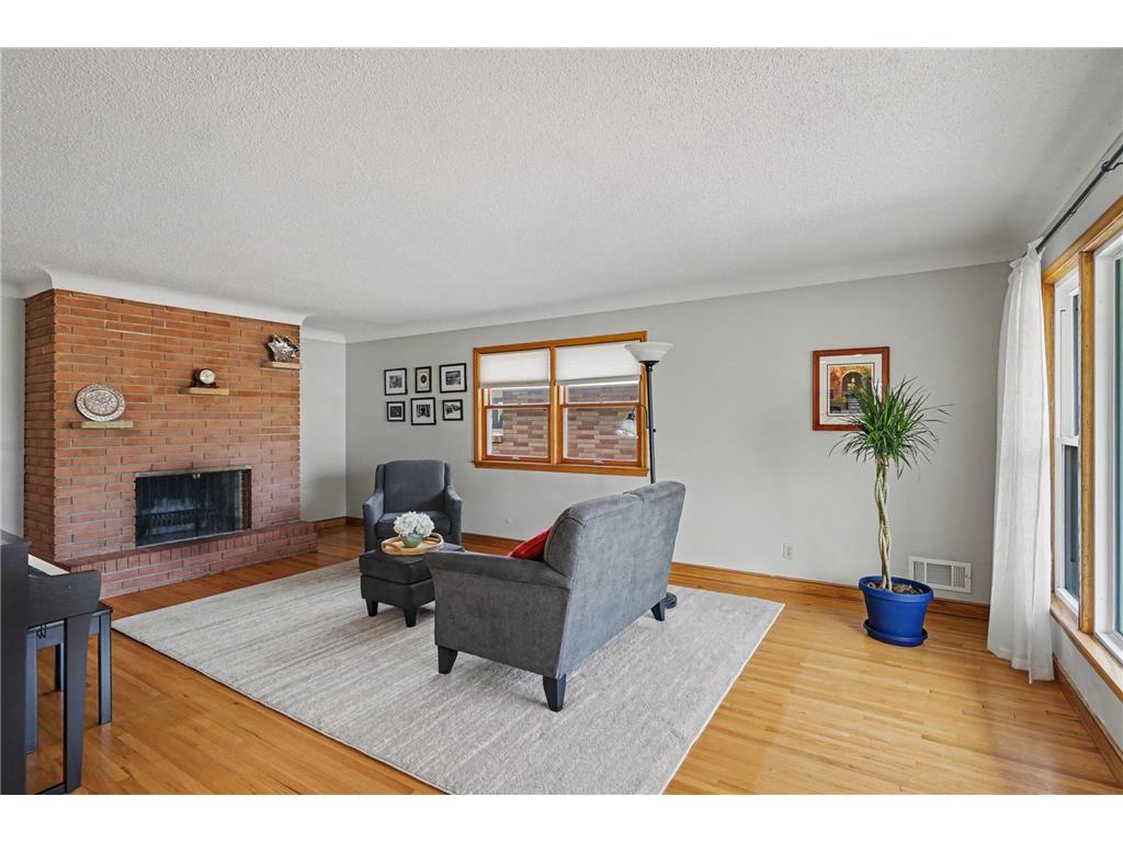 629 Saratoga Street S Saint Paul MN 55116 7064219 image6