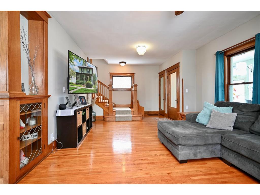 629 W King Street Winona MN 55987 7039964 image7