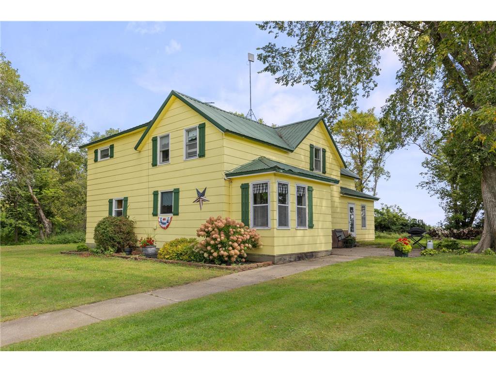 62945 230th Street Litchfield MN 55355 - Round Lake 6787682 image1