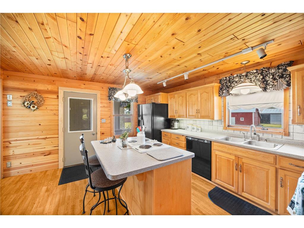 62945 230th Street Litchfield MN 55355 - Round Lake 6787682 image9