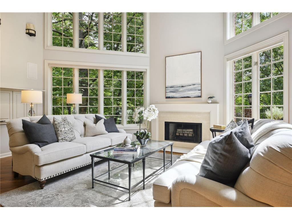 6295 Chasewood Drive, Eden Prairie, MN 55344 MLS 6248914 Edina Realty