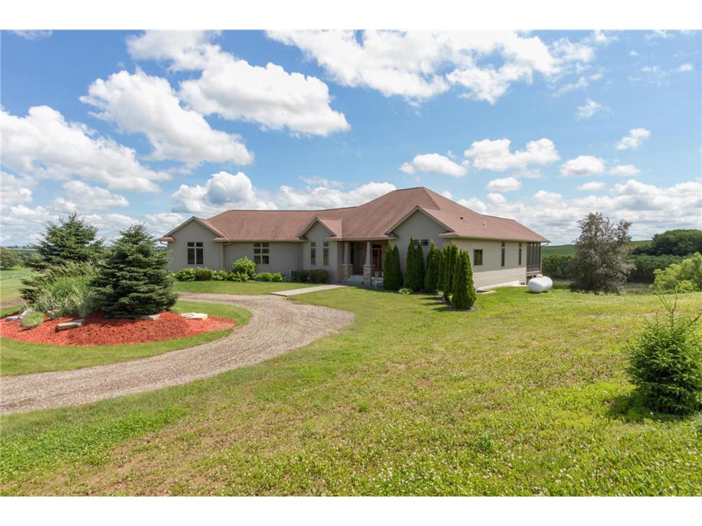 62997 430th Avenue Mazeppa MN 55956 7040224 image1