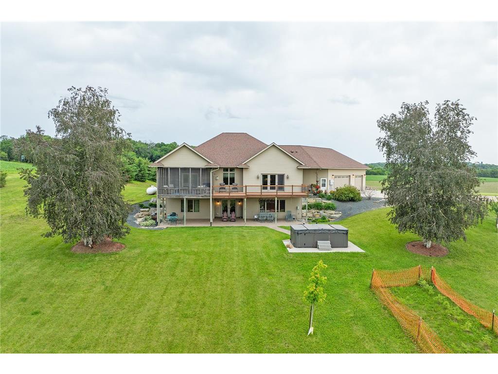 62997 430th Avenue Mazeppa MN 55956 7040224 image2