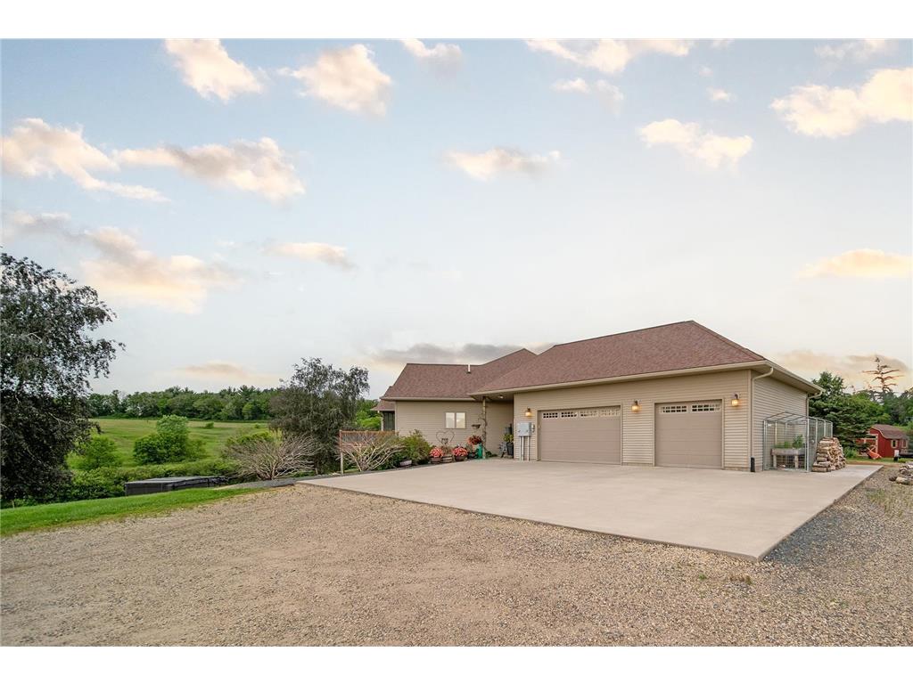62997 430th Avenue Mazeppa MN 55956 7040224 image3