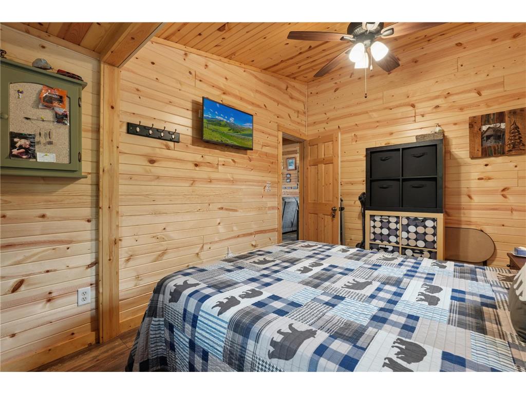63 16 5/8 Avenue Almena WI 54889 - Horseshoe Lake 7078541 image15