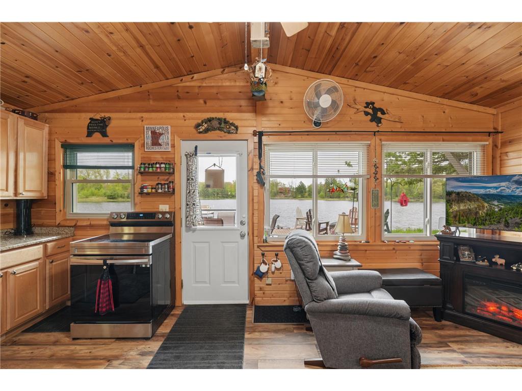 63 16 5/8 Avenue Almena WI 54889 - Horseshoe Lake 7078541 image3