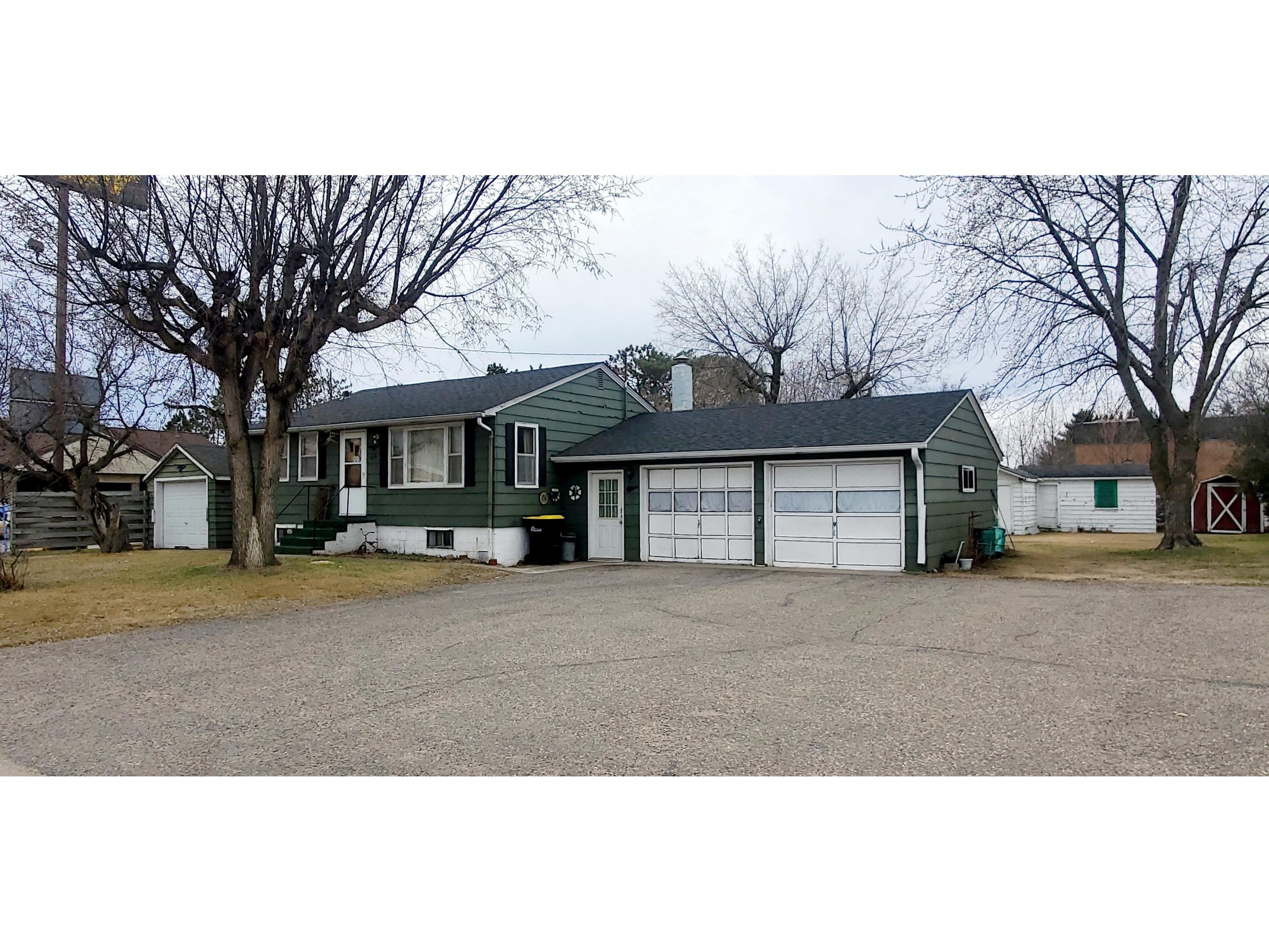 630 3rd Avenue SE, Perham, MN 56573 MLS 6064798 Edina Realty