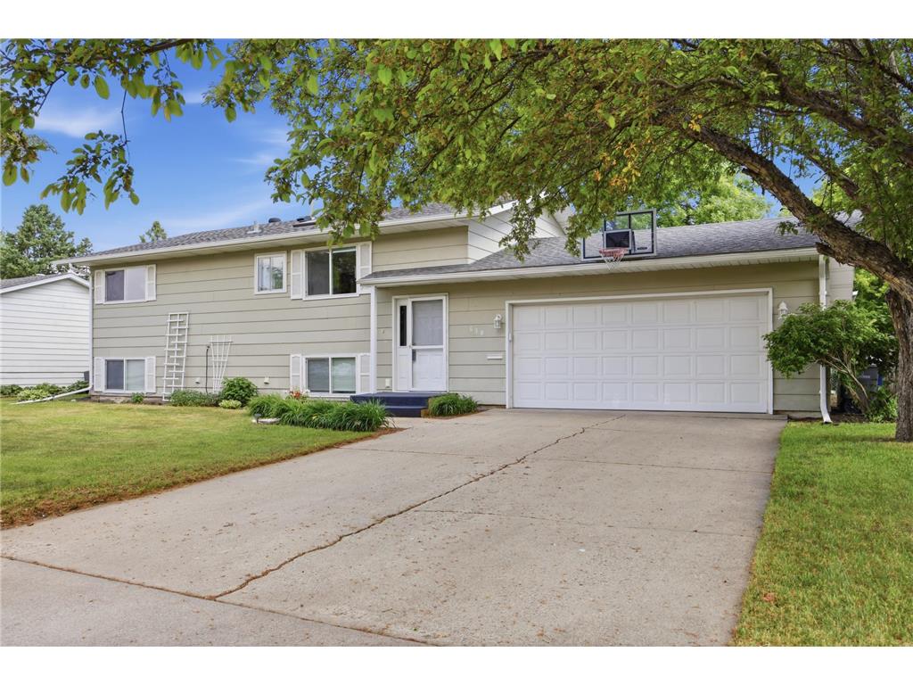 630 Appletree Lane Moorhead MN 56560 7081911 image2