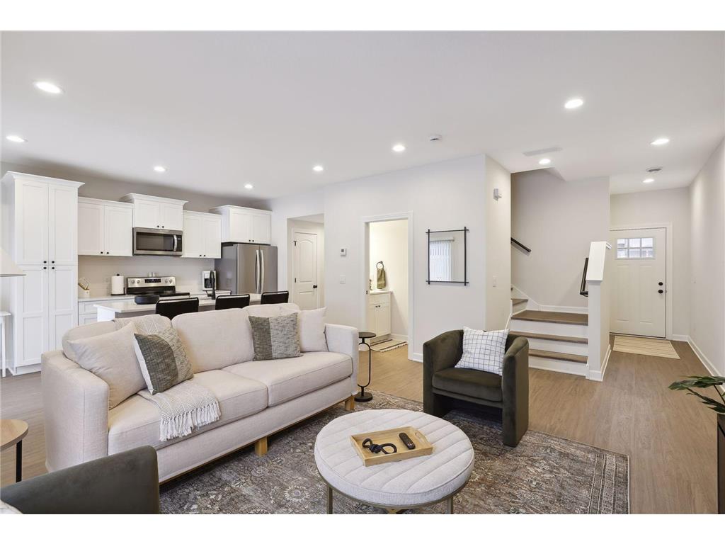 630 Franklin Street Roberts WI 54023 7047284 image7