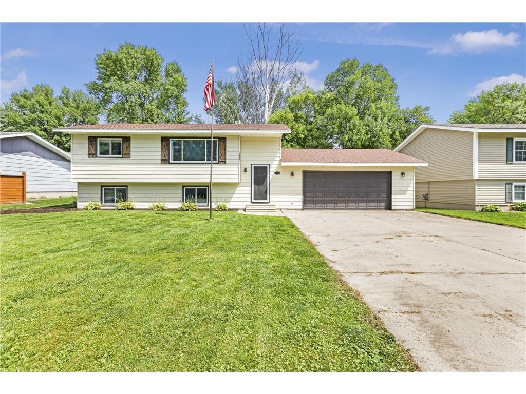 630 Grand Avenue NW Silver Lake MN 55381 6774201 image1