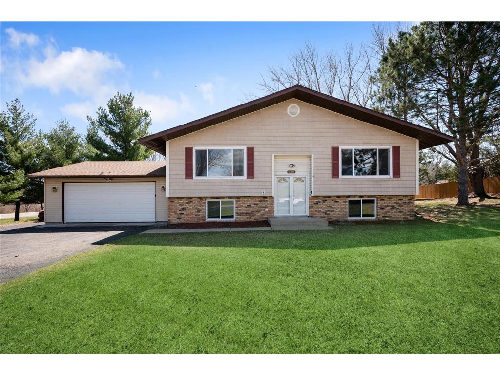 630 Grove Avenue Shoreview MN 55126 6355165 image1