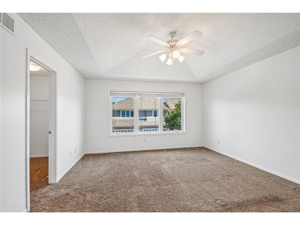 630 Sutherland Drive Woodbury MN 55129 7052500 image26