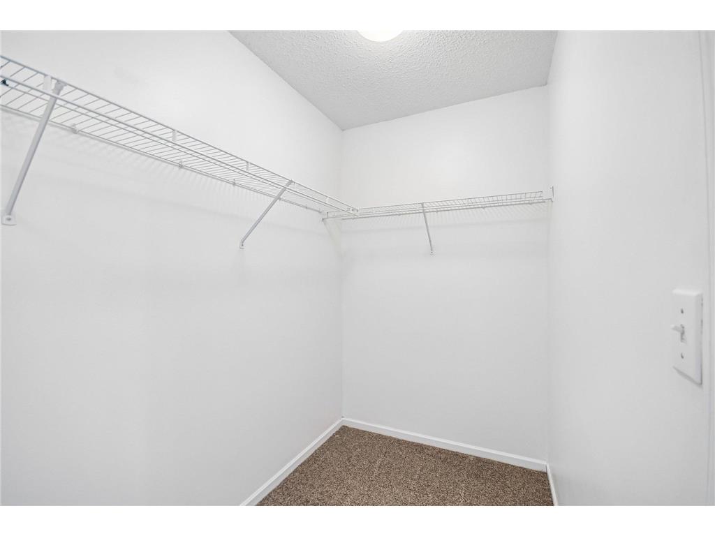 630 Sutherland Drive Woodbury MN 55129 7052500 image29