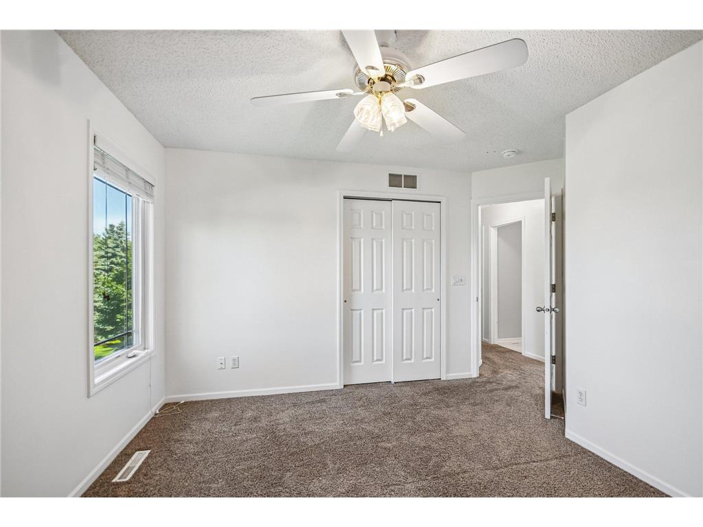 630 Sutherland Drive Woodbury MN 55129 7052500 image37