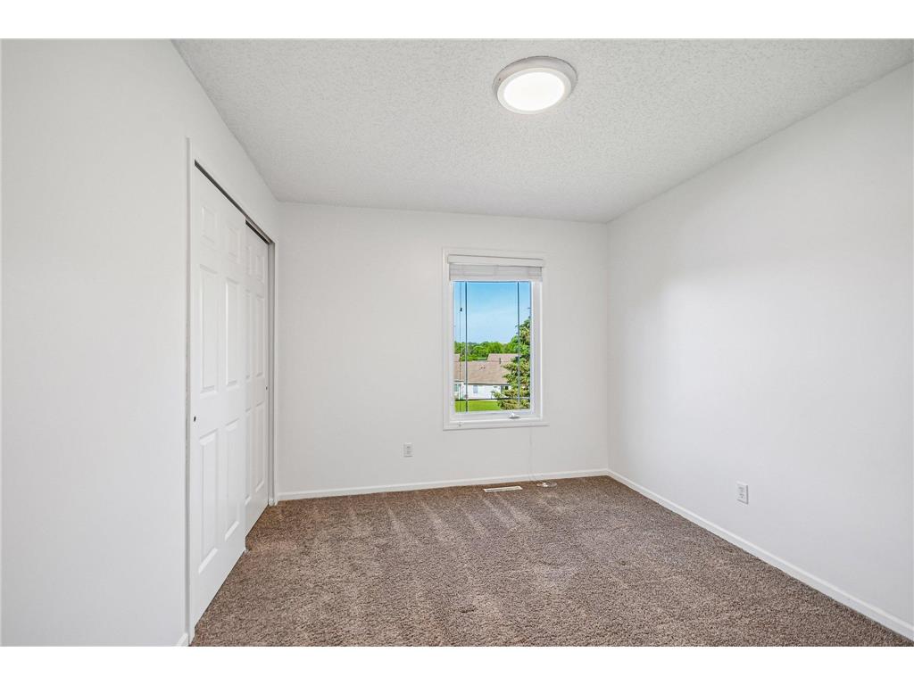 630 Sutherland Drive Woodbury MN 55129 7052500 image38