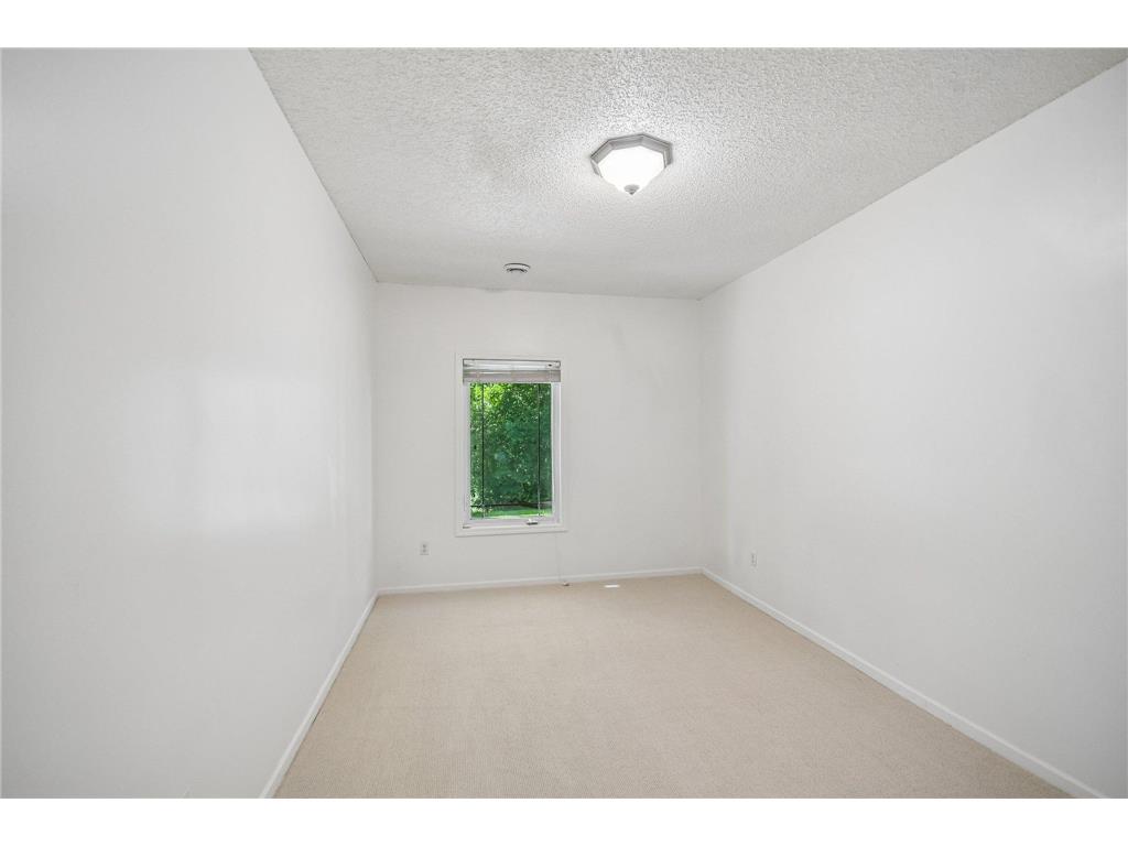 630 Sutherland Drive Woodbury MN 55129 7052500 image45