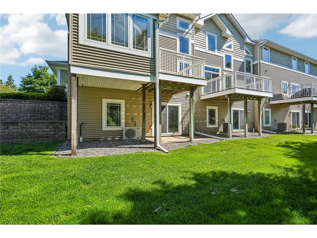 630 Sutherland Drive Woodbury MN 55129 7052500 image46