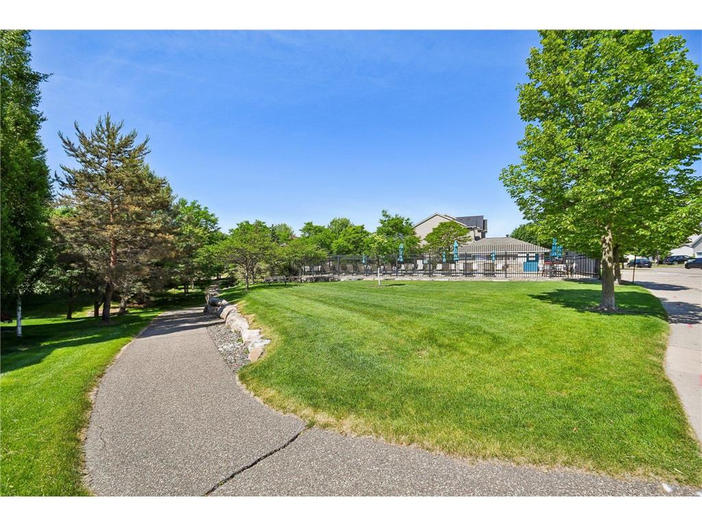 630 Sutherland Drive Woodbury MN 55129 7052500 image47