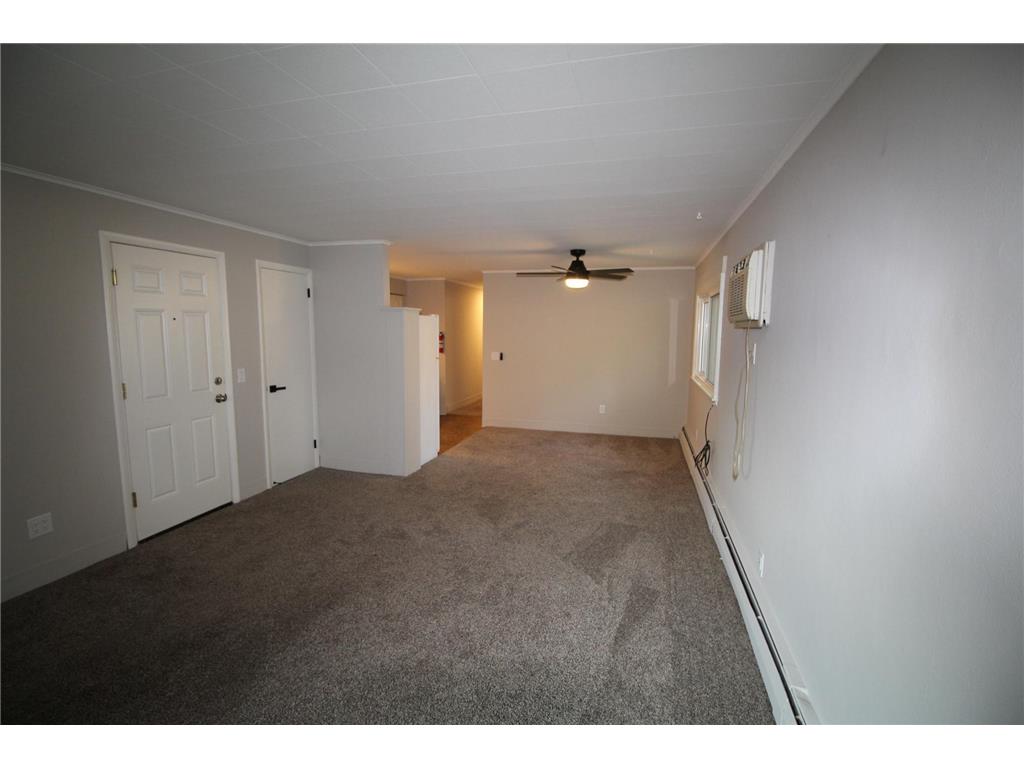 630 W 1st Street Chaska MN 55318 6344995 image1